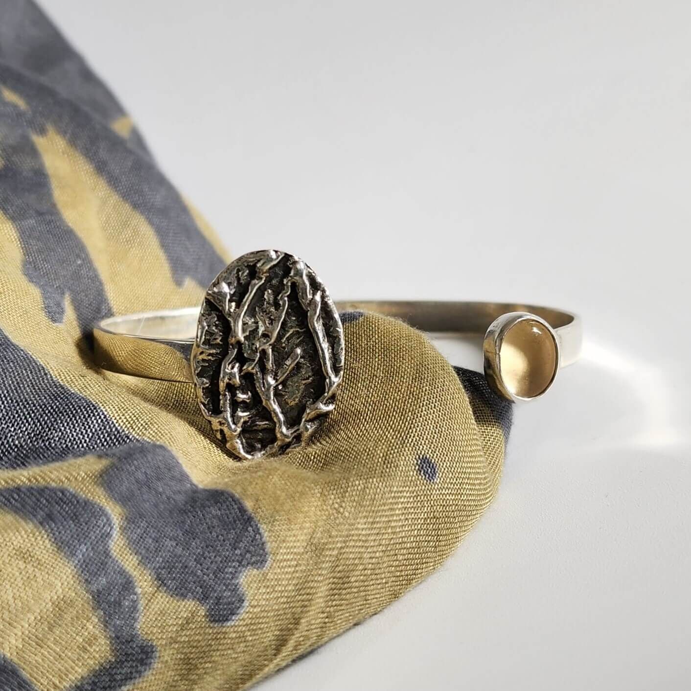 Sitrin Taşlı 925 Ayar El Yapımı Gümüş Tasarım Bileklik