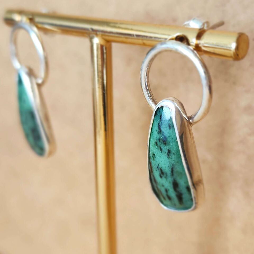 Anyolit Taşlı 925 Ayar El Yapımı Gümüş Küpe