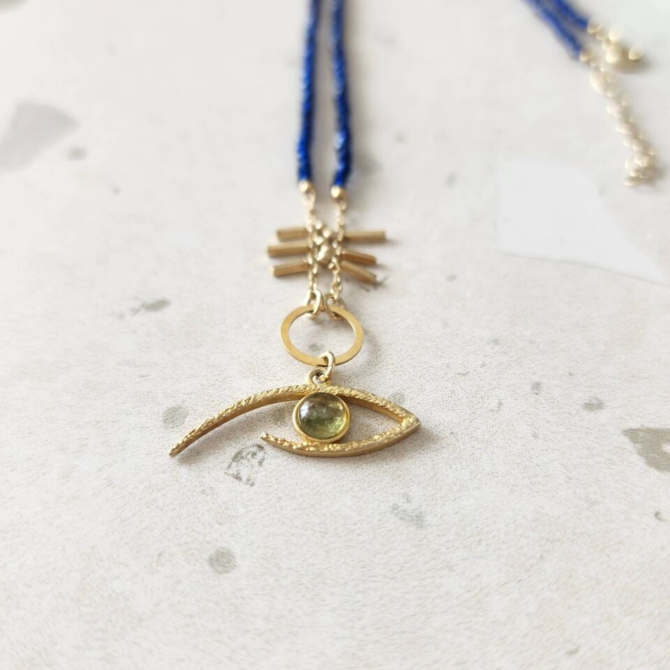 Lacivert Kristal Taşlı Altın Kaplamalı Gümüş Göz Kolye