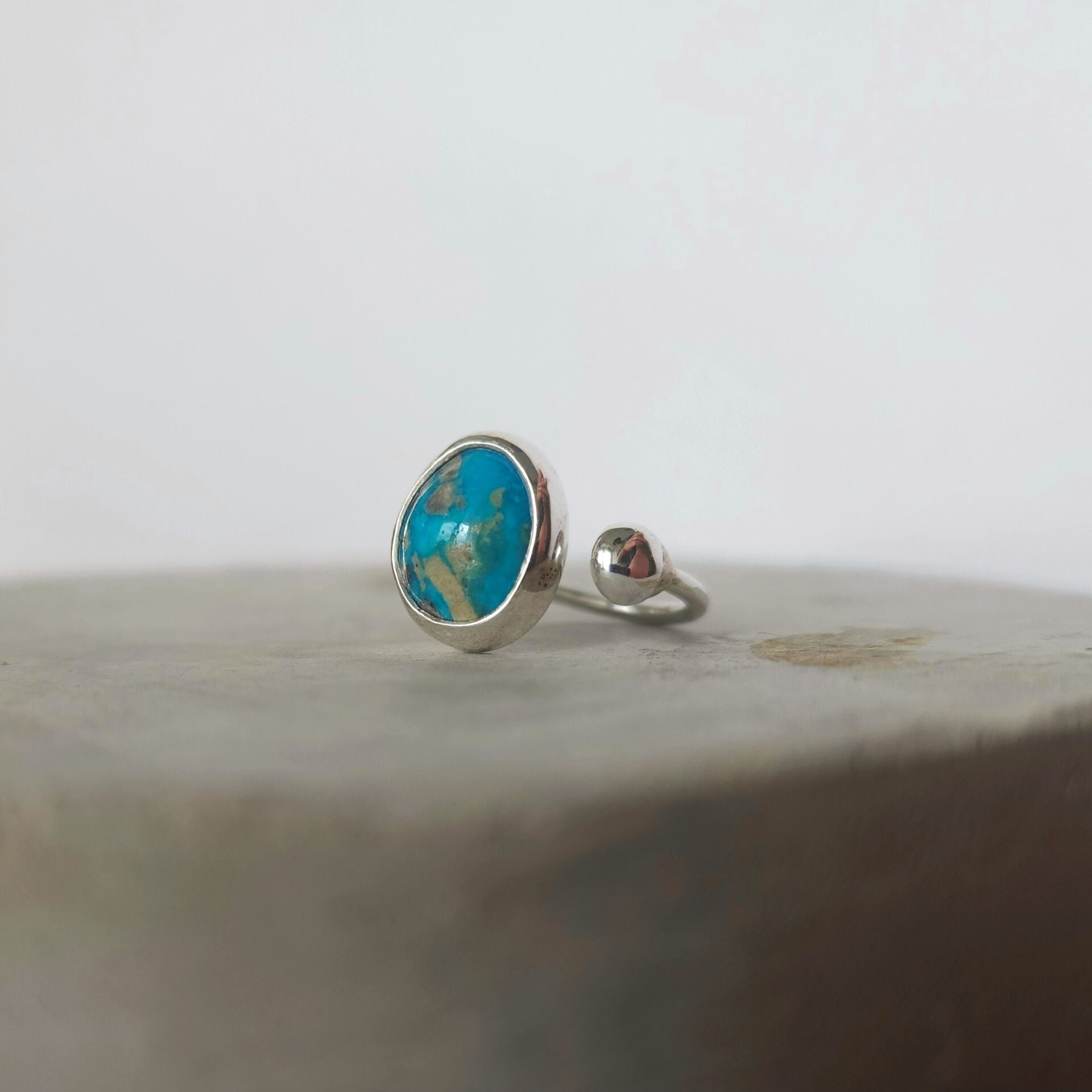 Turkuaz Taşlı Ayarlanabilir 925 Ayar Gümüş Yüzük - El İşçiliği Doğal Taş Tasarımı